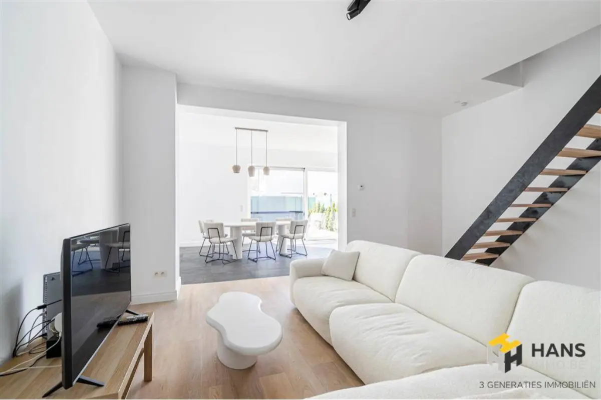 Huis te  in Rumst 2840 465000.00€ 4 slaapkamers 205.00m² - Zoekertje 737450