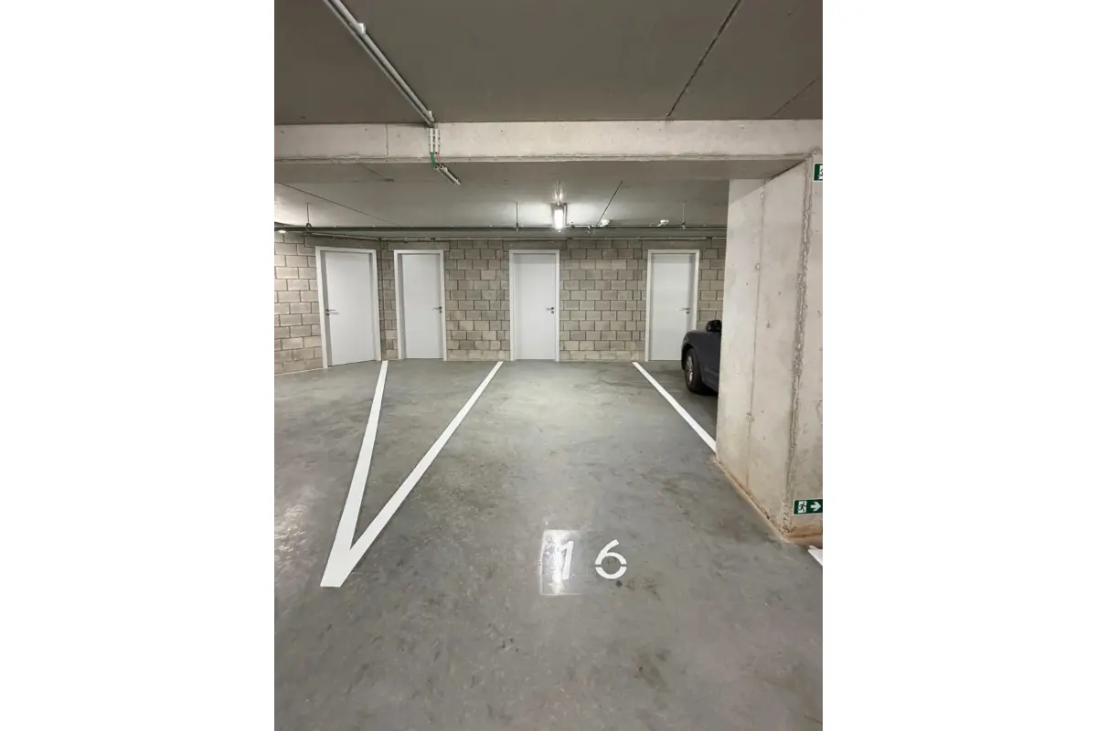 Parking & garage te  koop in Bonheiden 2820 25000.00€  slaapkamers m² - Zoekertje 739169