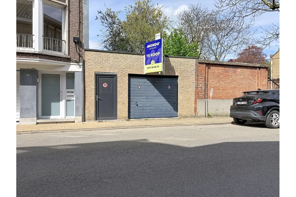 Parking & garage te  koop in Willebroek 2830 149000.00€  slaapkamers m² - Zoekertje 796076