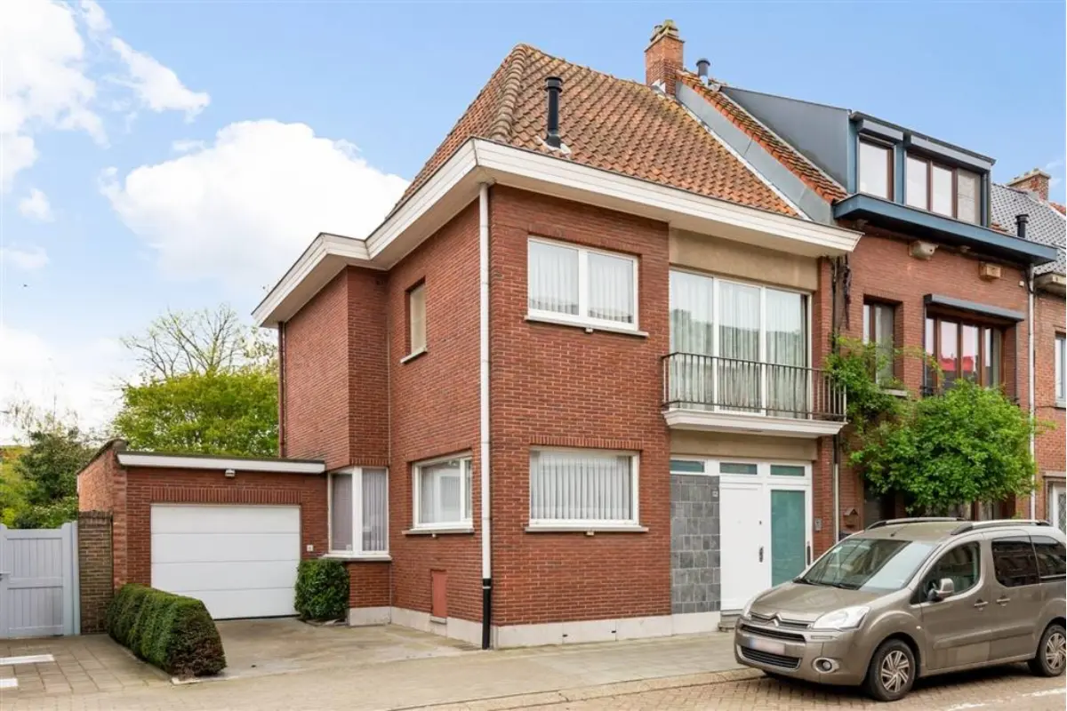 Huis te  koop in Lier 2500 375000.00€ 4 slaapkamers 197.00m² - Zoekertje 739991