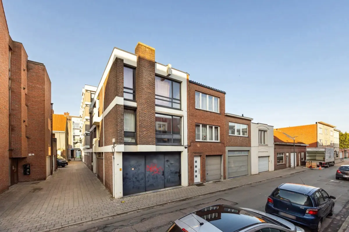 Appartement te  koop in Turnhout 2300 140000.00€ 2 slaapkamers 80.00m² - Zoekertje 740221