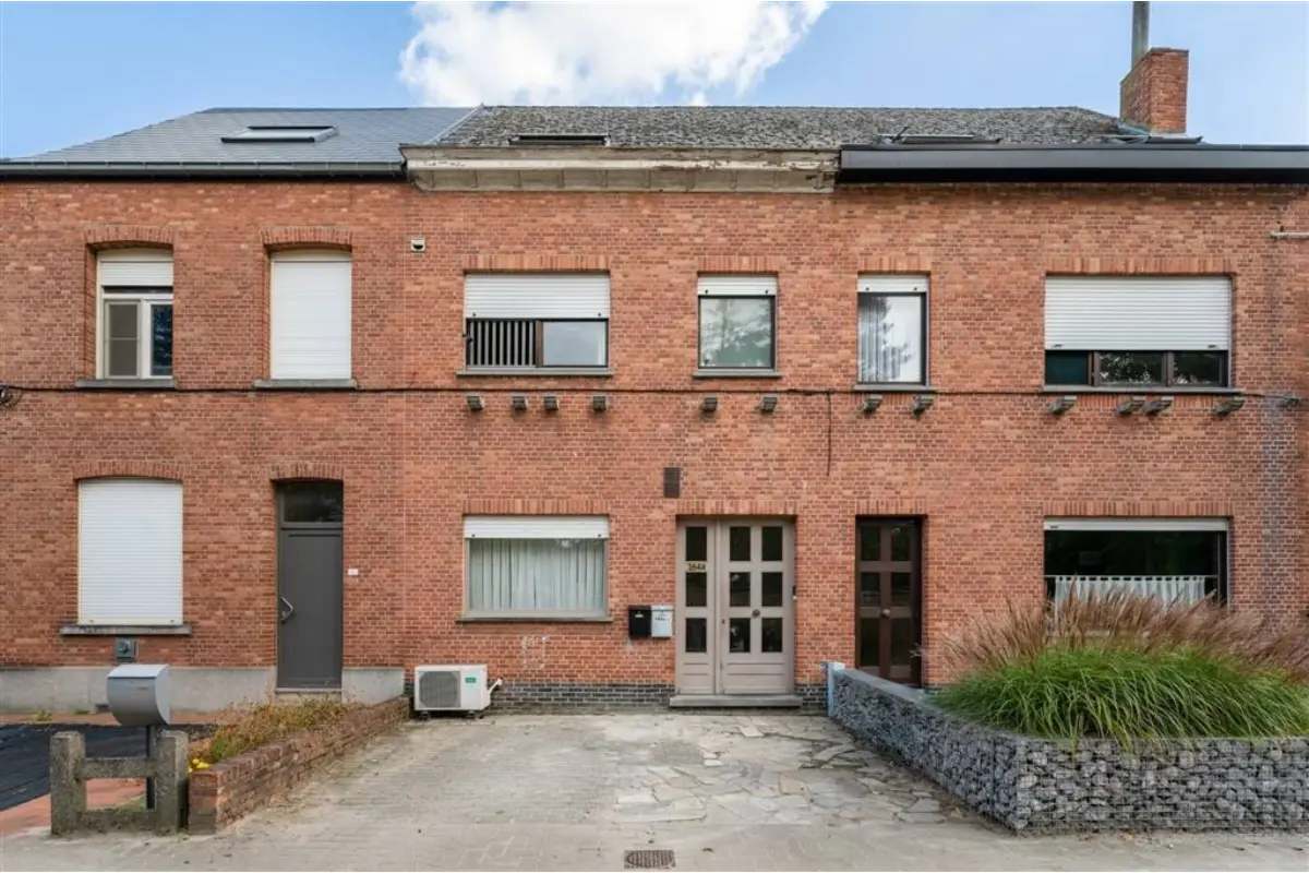 Huis te  koop in Sint-Katelijne-Waver 2860 299000.00€ 3 slaapkamers 165.00m² - Zoekertje 740370