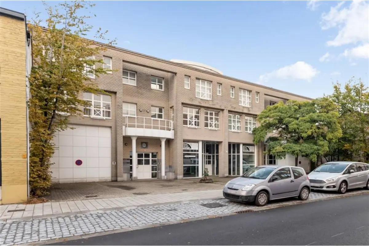 Appartementsgebouw te  koop in Merksem 2170 2799990.00€ 16 slaapkamers 956.00m² - Zoekertje 740381