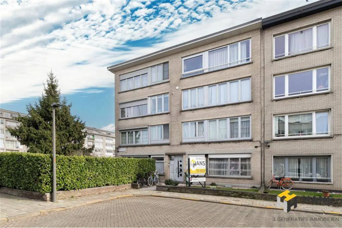 Benedenverdieping te  in Deurne 2100 185000.00€ 2 slaapkamers 79.00m² - Zoekertje 740265