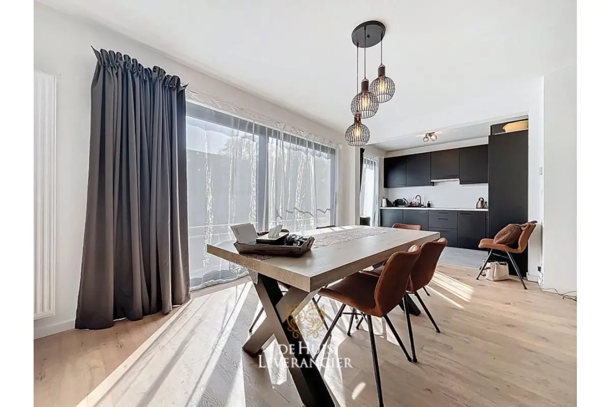 Appartement te  koop in Kontich 2550 289000.00€ 2 slaapkamers 101.00m² - Zoekertje 740757