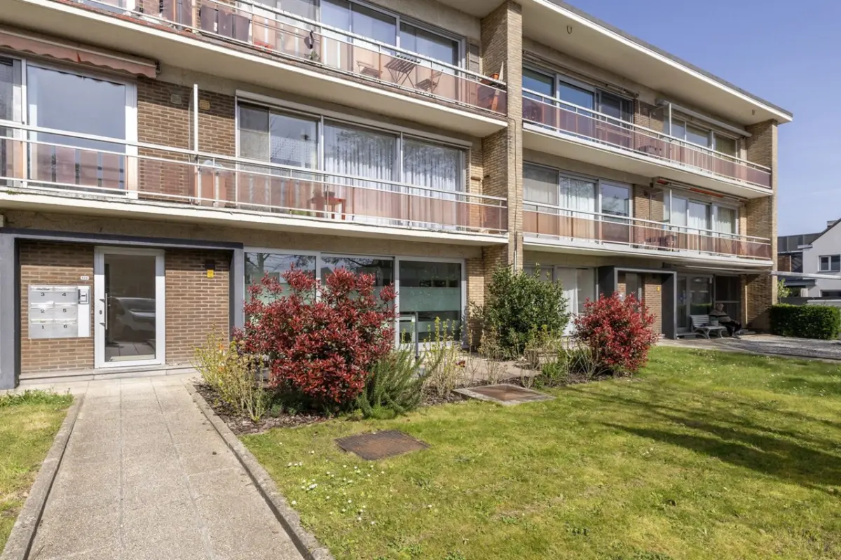 Benedenverdieping te  koop in Lint 2547 249000.00€ 2 slaapkamers 84.00m² - Zoekertje 741276