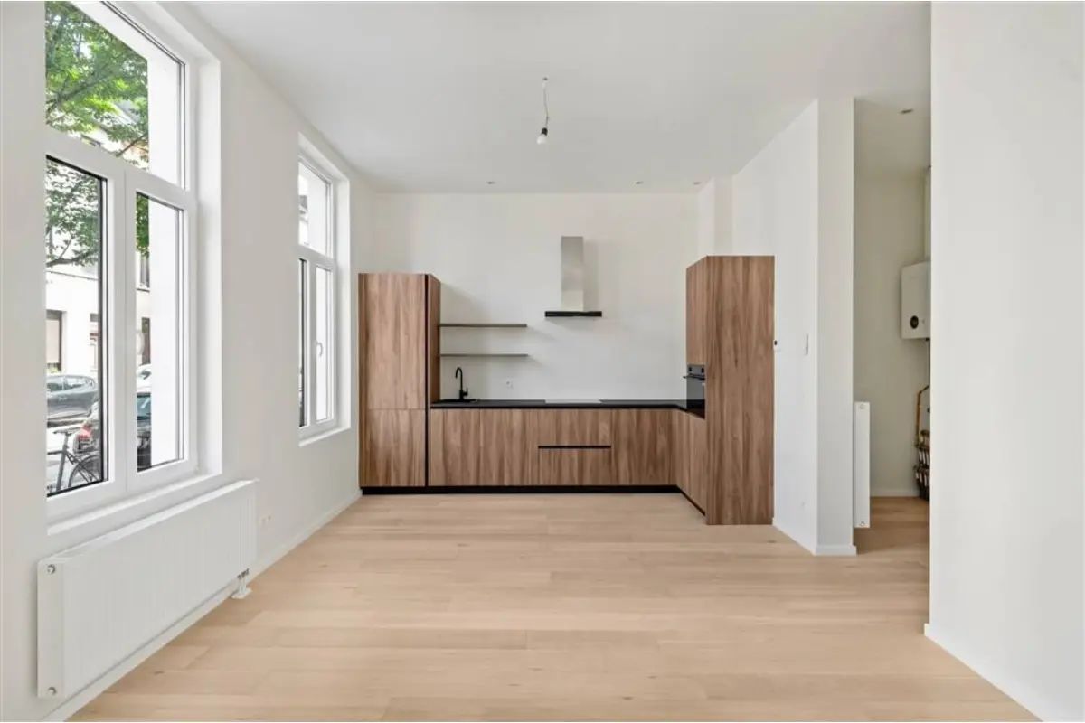 Benedenverdieping te  koop in Antwerpen 2060 249000.00€ 2 slaapkamers 72.00m² - Zoekertje 741901