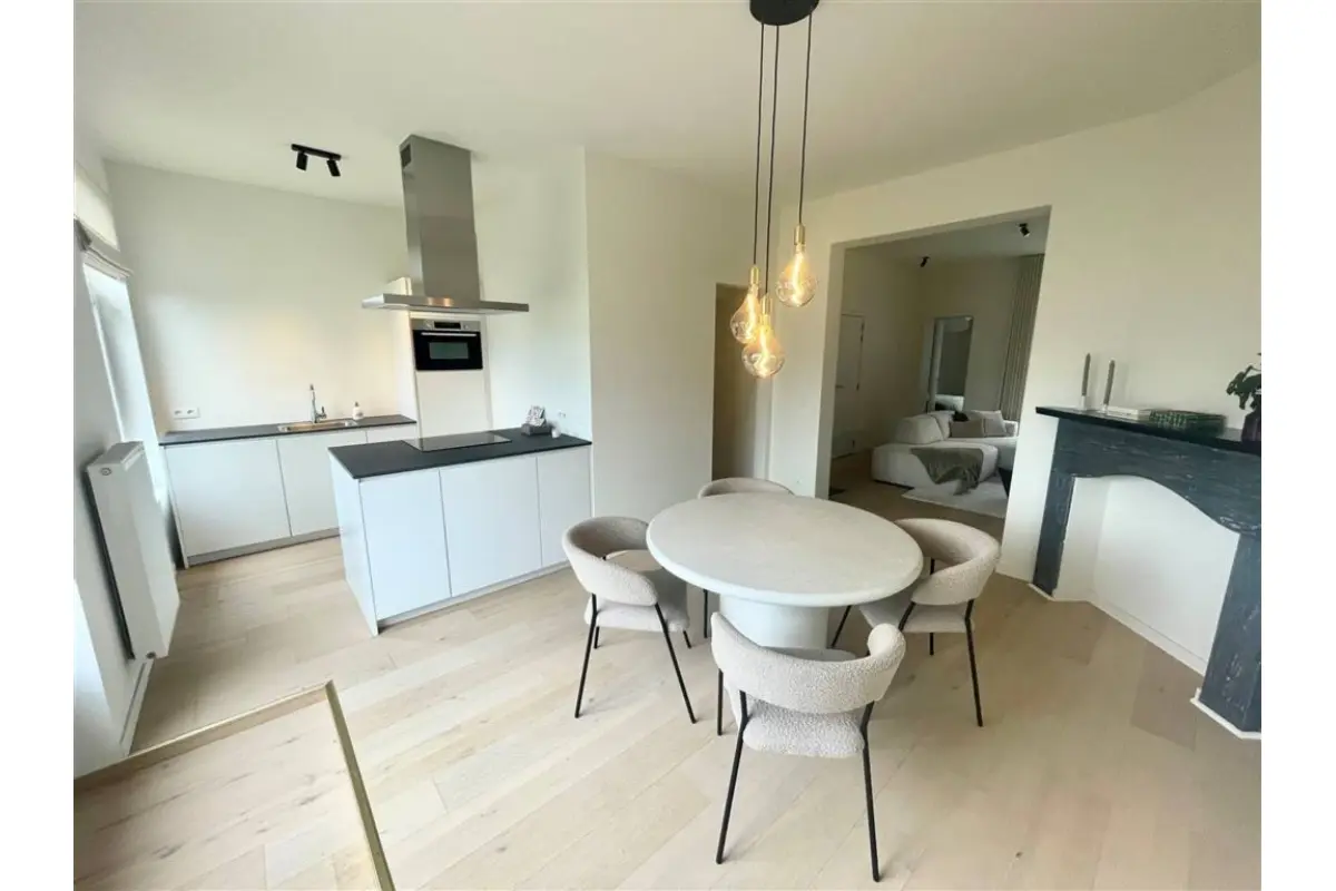 Appartement te  huur in Antwerpen 2018 1050.00€ 1 slaapkamers 68.00m² - Zoekertje 741922