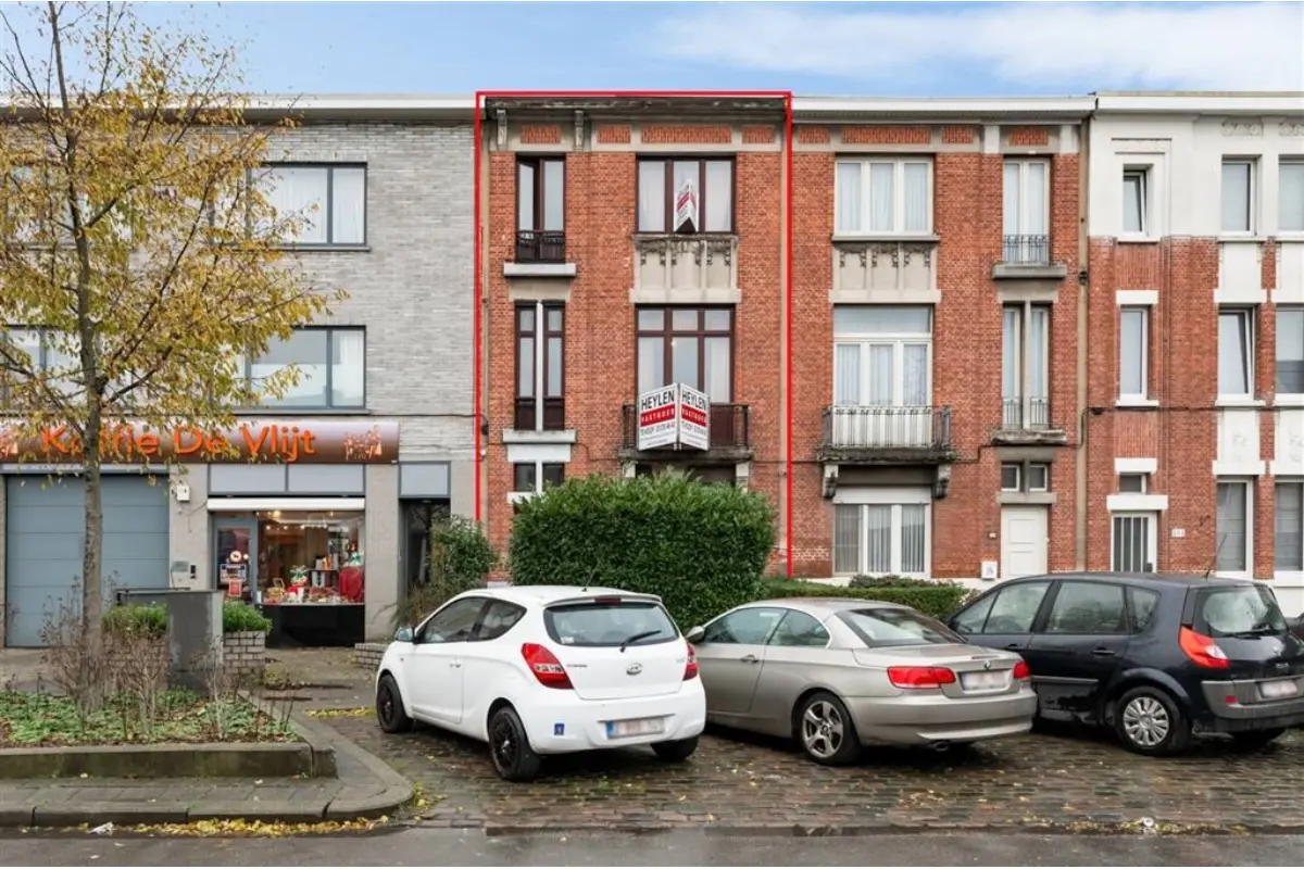 Huis te  koop in Deurne 2100 349000.00€ 4 slaapkamers 177.00m² - Zoekertje 741907
