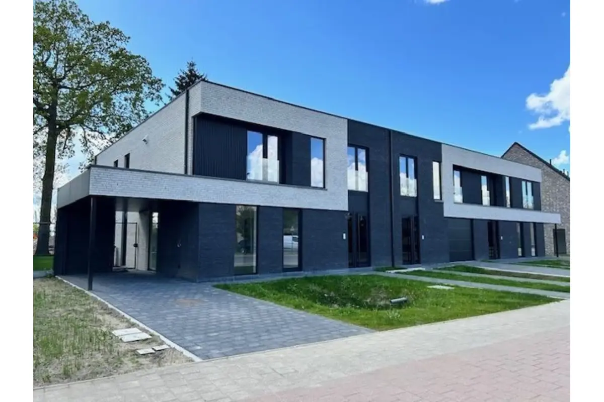 Huis te  koop in Tisselt 2830 629489.00€ 4 slaapkamers 242.00m² - Zoekertje 742333