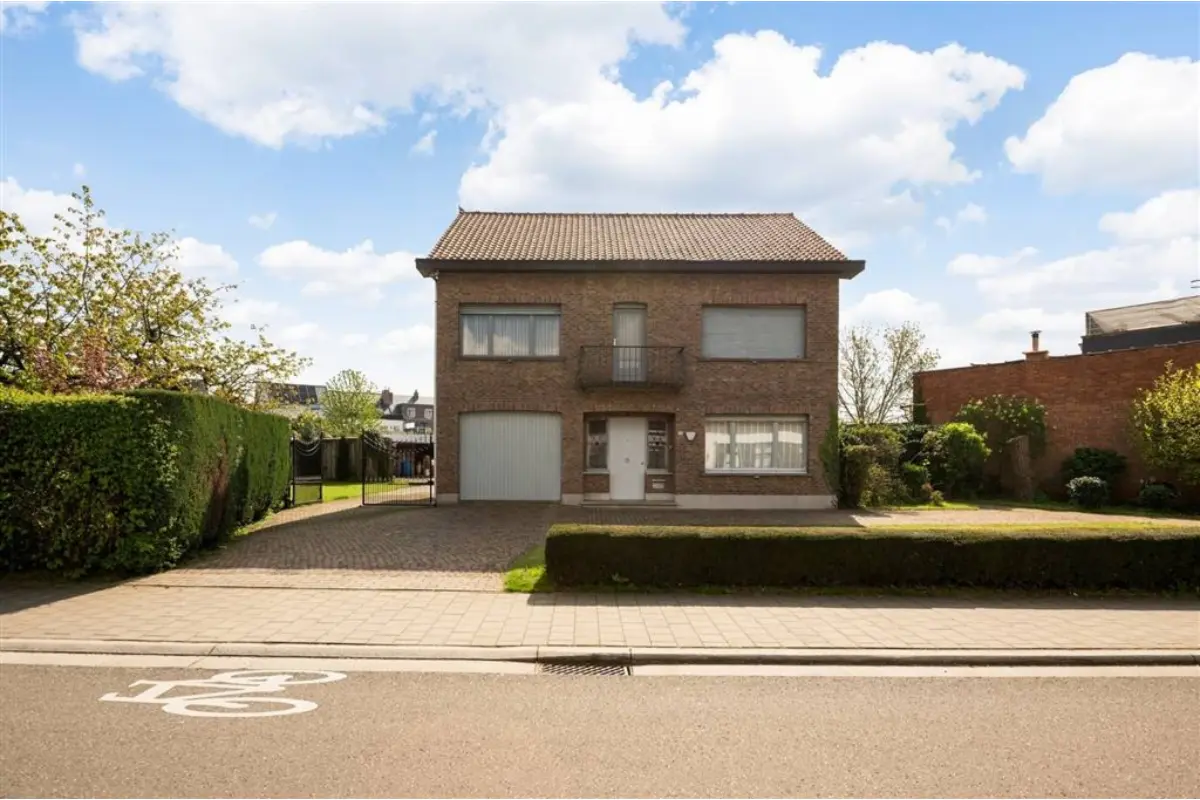 Huis te  koop in Herenthout 2270 565000.00€ 4 slaapkamers 223.00m² - Zoekertje 742895