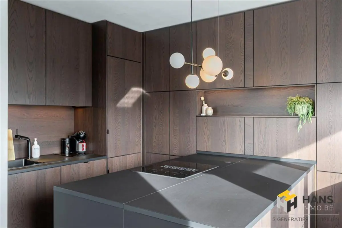 Appartement te  koop in Deurne 2100 274500.00€ 2 slaapkamers 77.00m² - Zoekertje 742728