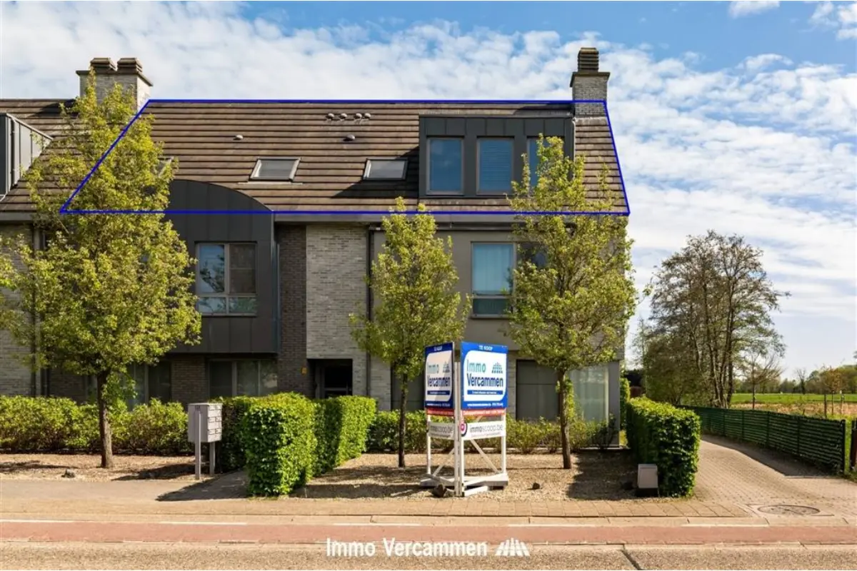 Appartement te  koop in Koningshooikt 2500 365000.00€ 2 slaapkamers 107.00m² - Zoekertje 742836