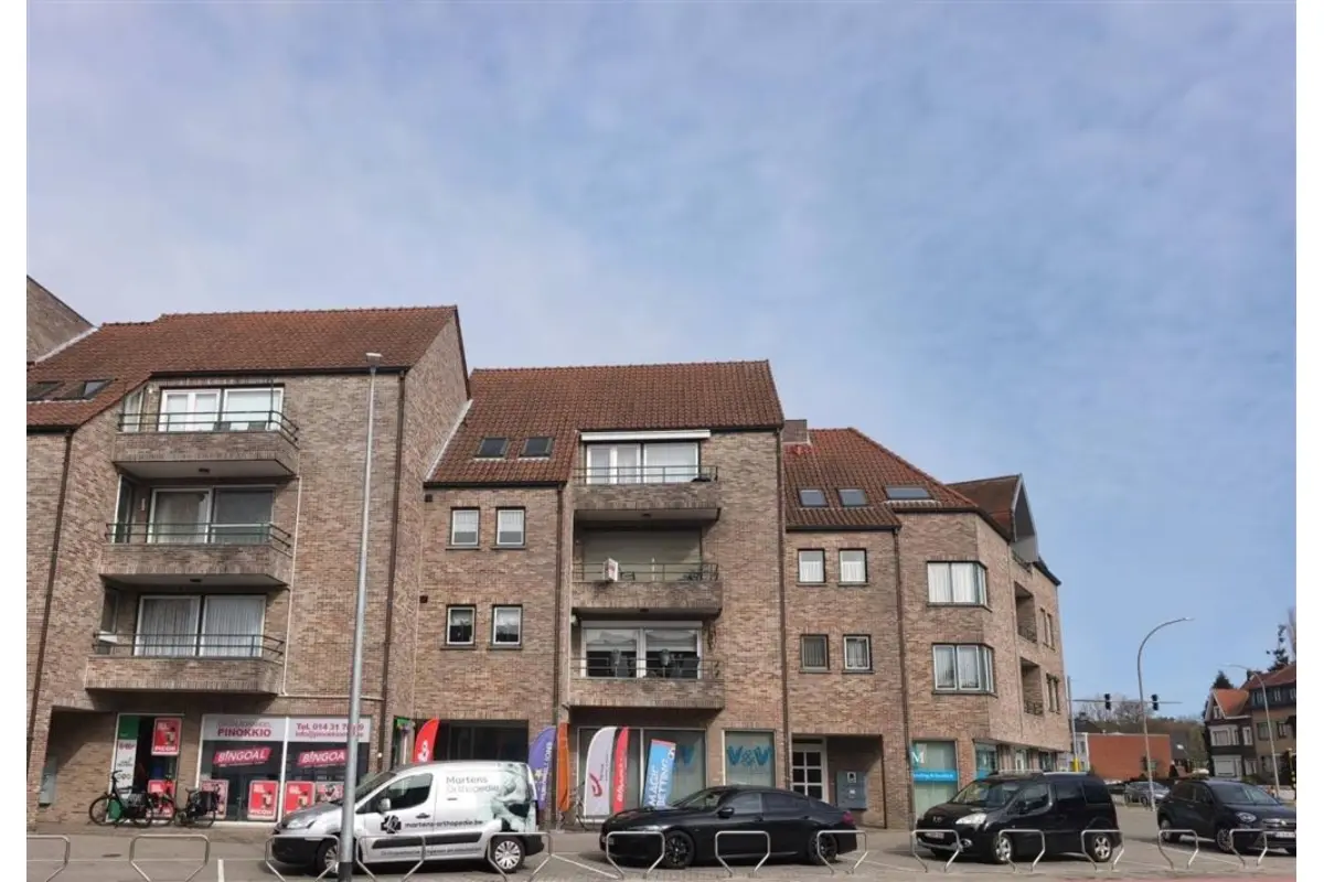 Appartement te  huur in Mol 2400 1100.00€ 2 slaapkamers 131.00m² - Zoekertje 742843