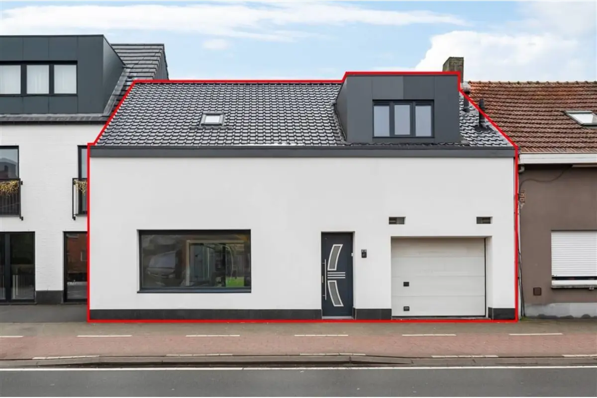 Huis te  koop in Oud-Turnhout 2360 399000.00€ 3 slaapkamers 203.00m² - Zoekertje 742879