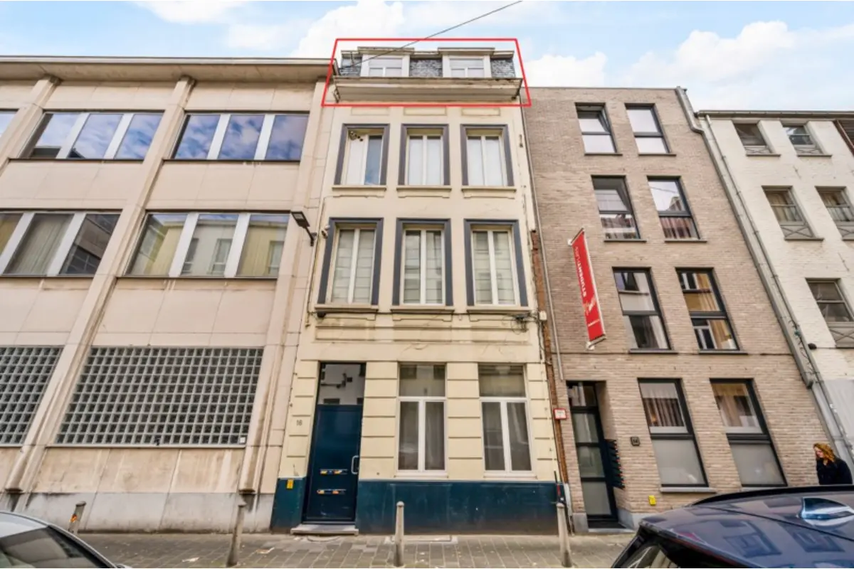 Appartement te  koop in Antwerpen 2000 197000.00€ 1 slaapkamers 40.00m² - Zoekertje 744269