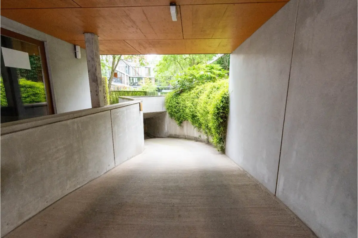 Parking te  koop in Antwerpen 2060 30000.00€  slaapkamers m² - Zoekertje 743978