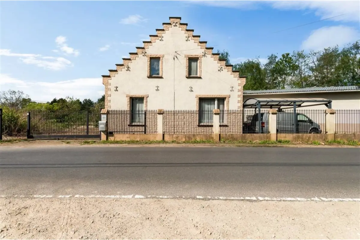 Huis te  koop in Geel 2440 330000.00€ 3 slaapkamers 179.00m² - Zoekertje 744676