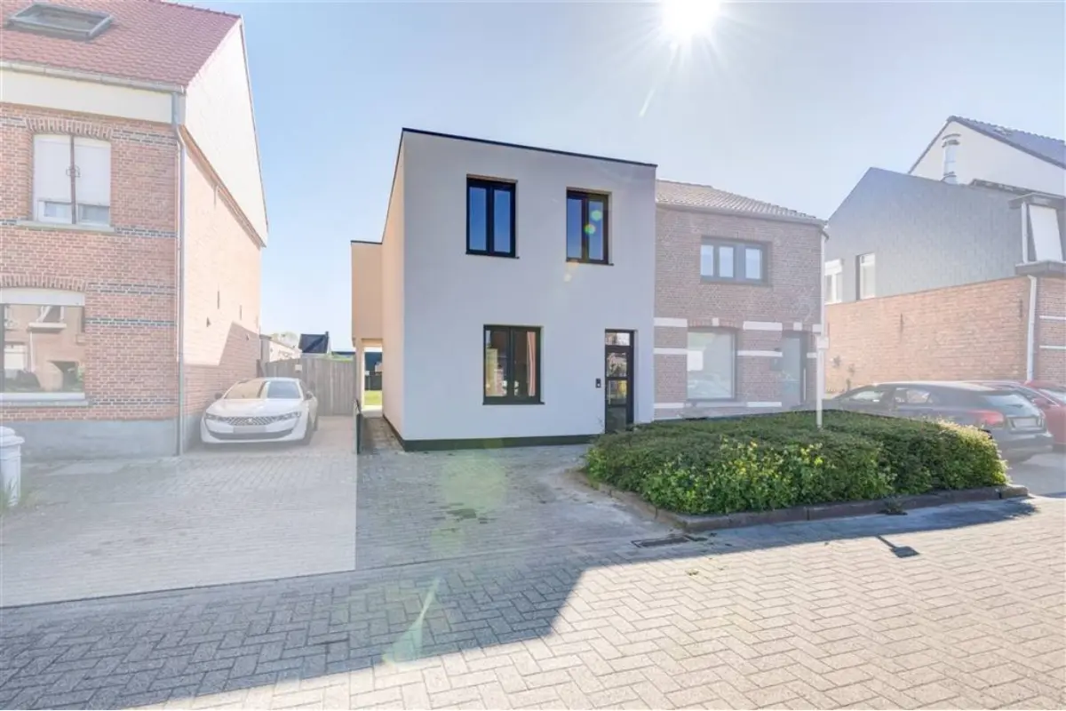 Huis te  koop in Berlaar 2590 449000.00€ 3 slaapkamers 139.00m² - Zoekertje 745921