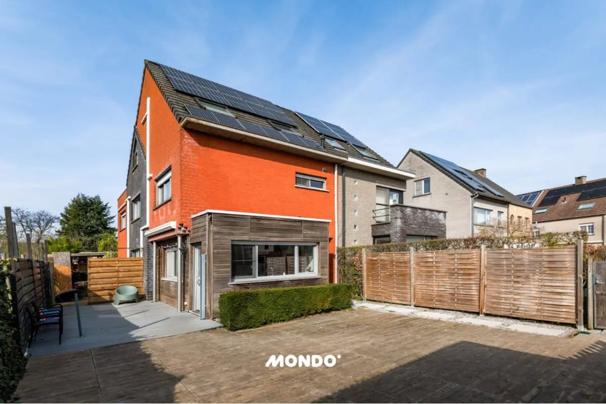 Huis te  koop in Schelle 2627 449000.00€ 6 slaapkamers 212.00m² - Zoekertje 745710