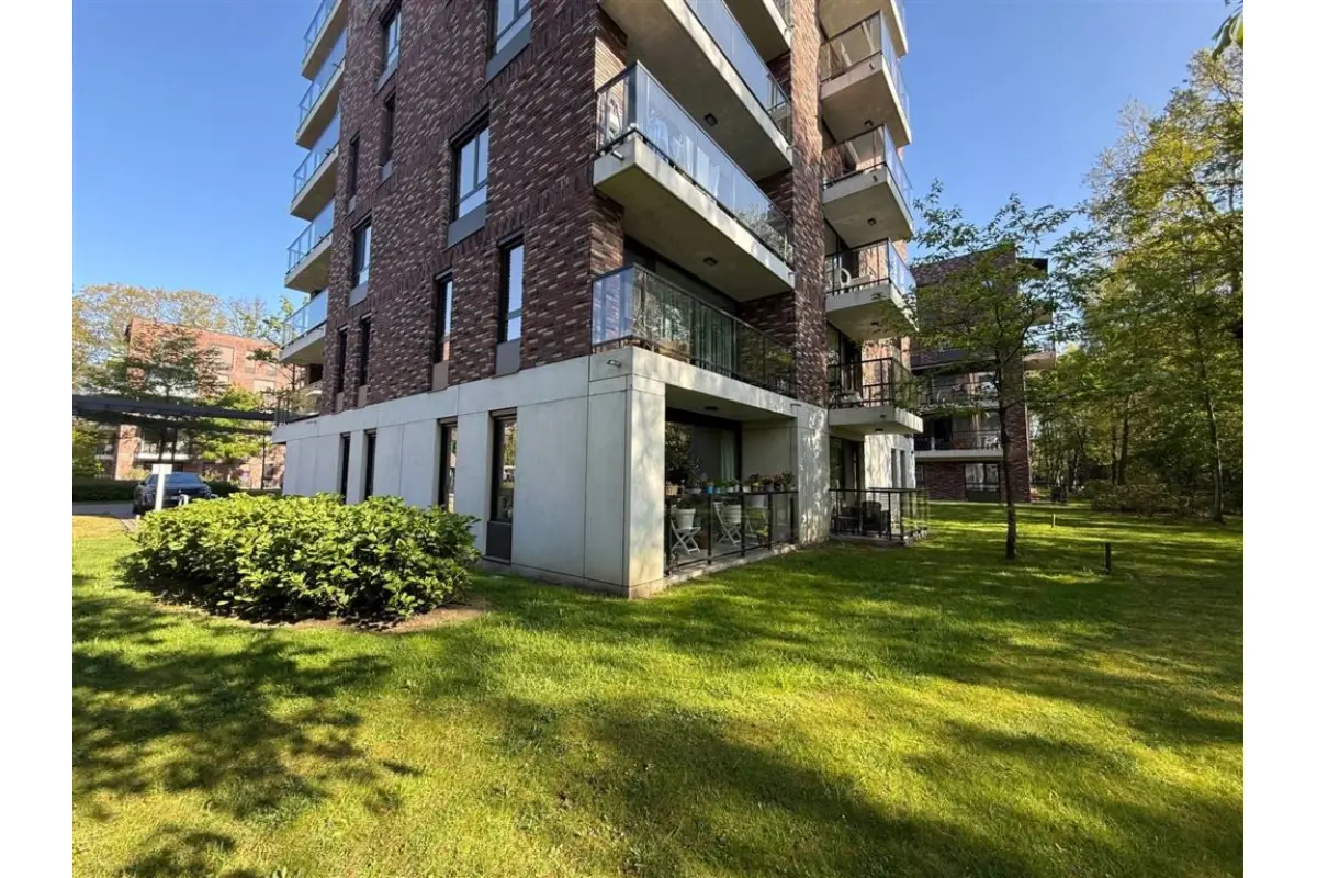 Appartement te  koop in Brasschaat 2930 279000.00€ 1 slaapkamers 65.00m² - Zoekertje 746447