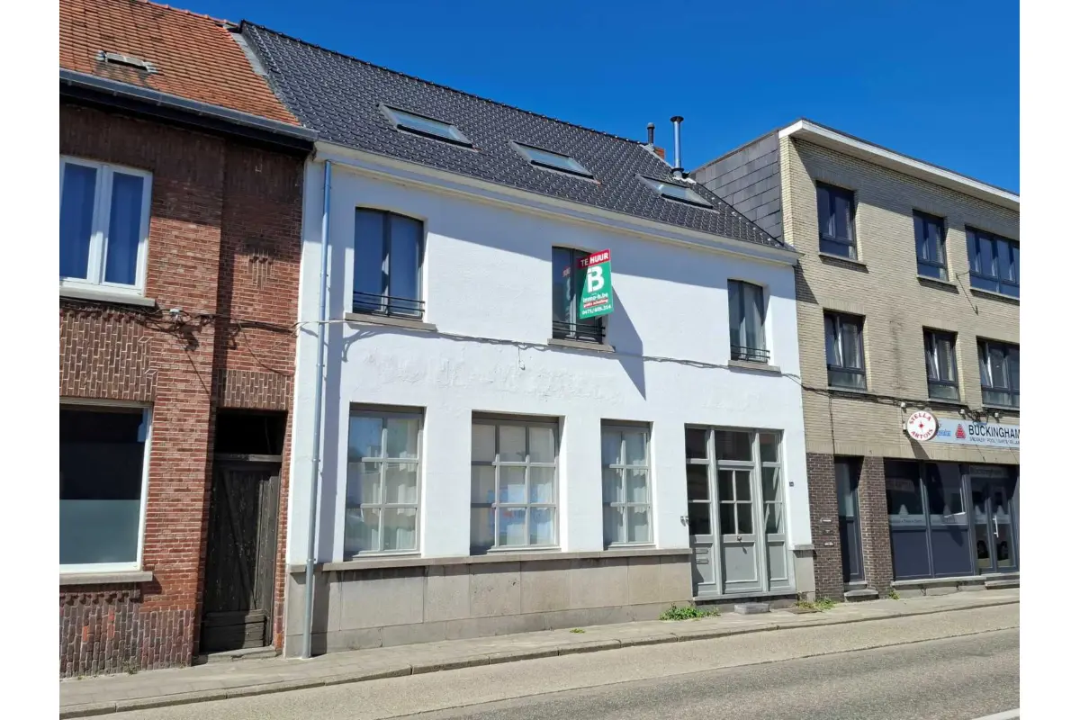 Appartement te  huur in Mol 2400 900.00€ 2 slaapkamers 147.00m² - Zoekertje 746279