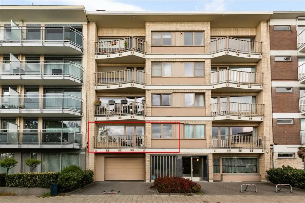 Appartement te  koop in Deurne 2100 210000.00€ 2 slaapkamers 107.00m² - Zoekertje 746448