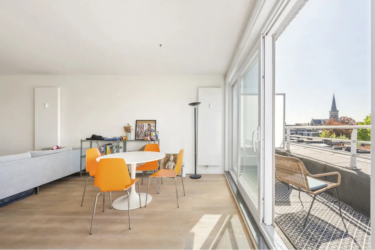 Penthouse te  koop in Borgerhout 2140 198000.00€ 1 slaapkamers 64.00m² - Zoekertje 747230