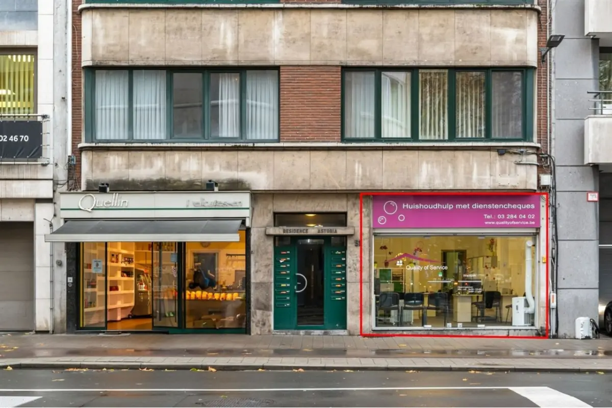 Handelszaak te  huur in Antwerpen 2018 1200.00€  slaapkamers m² - Zoekertje 747070