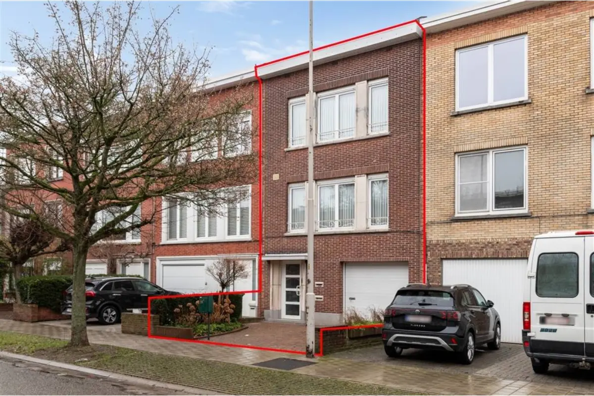 Huis te  koop in Wilrijk 2610 395000.00€ 3 slaapkamers 156.00m² - Zoekertje 746916