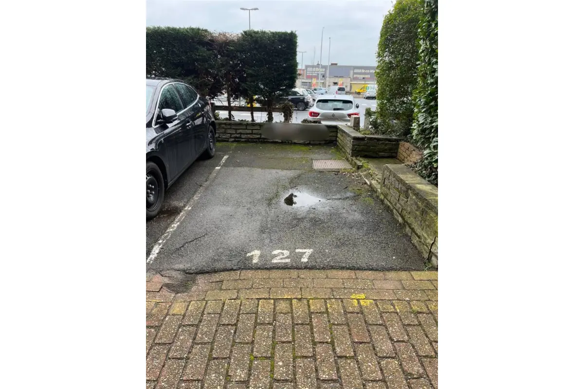 Parking & garage te  koop in Mechelen 2800 19000.00€  slaapkamers m² - Zoekertje 747879