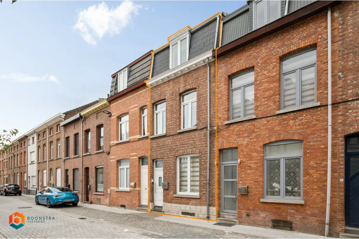Huis te  koop in Mechelen 2800 365000.00€ 4 slaapkamers 144.00m² - Zoekertje 748381