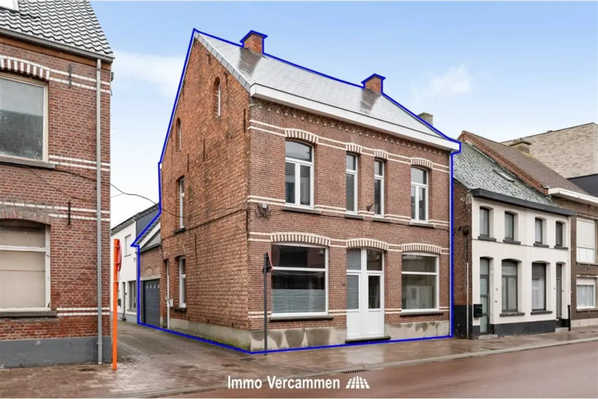 Huis te  koop in Putte 2580 325000.00€ 4 slaapkamers 245.00m² - Zoekertje 748795