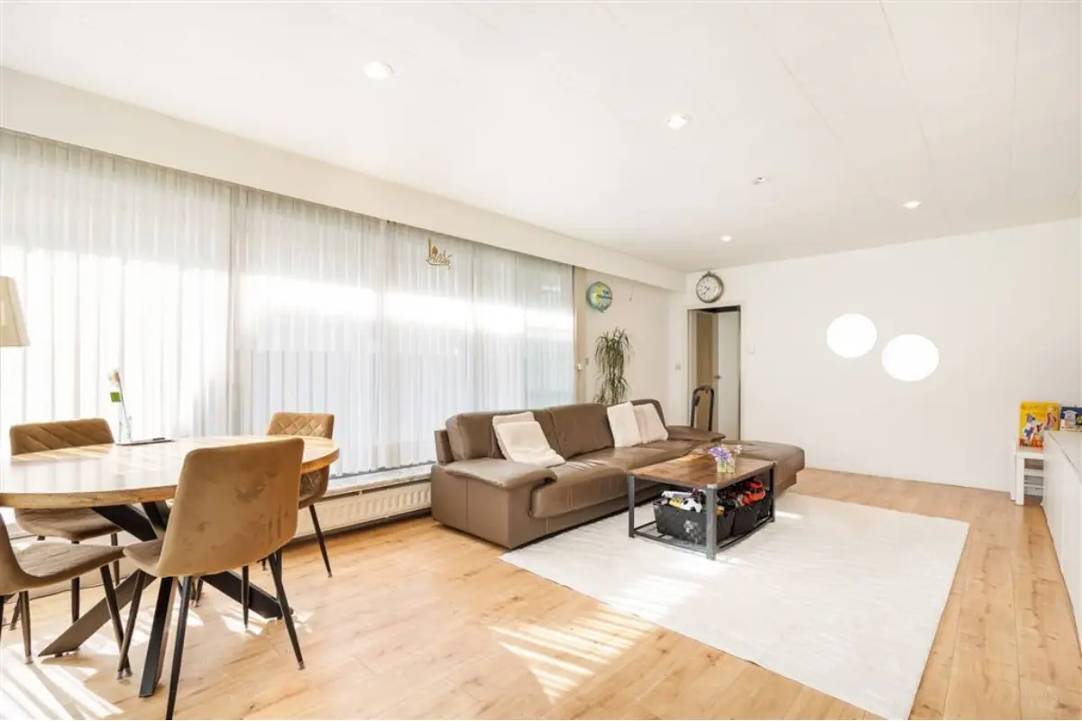 Huis te  koop in Muizen 2812 325000.00€ 2 slaapkamers 88.00m² - Zoekertje 749372
