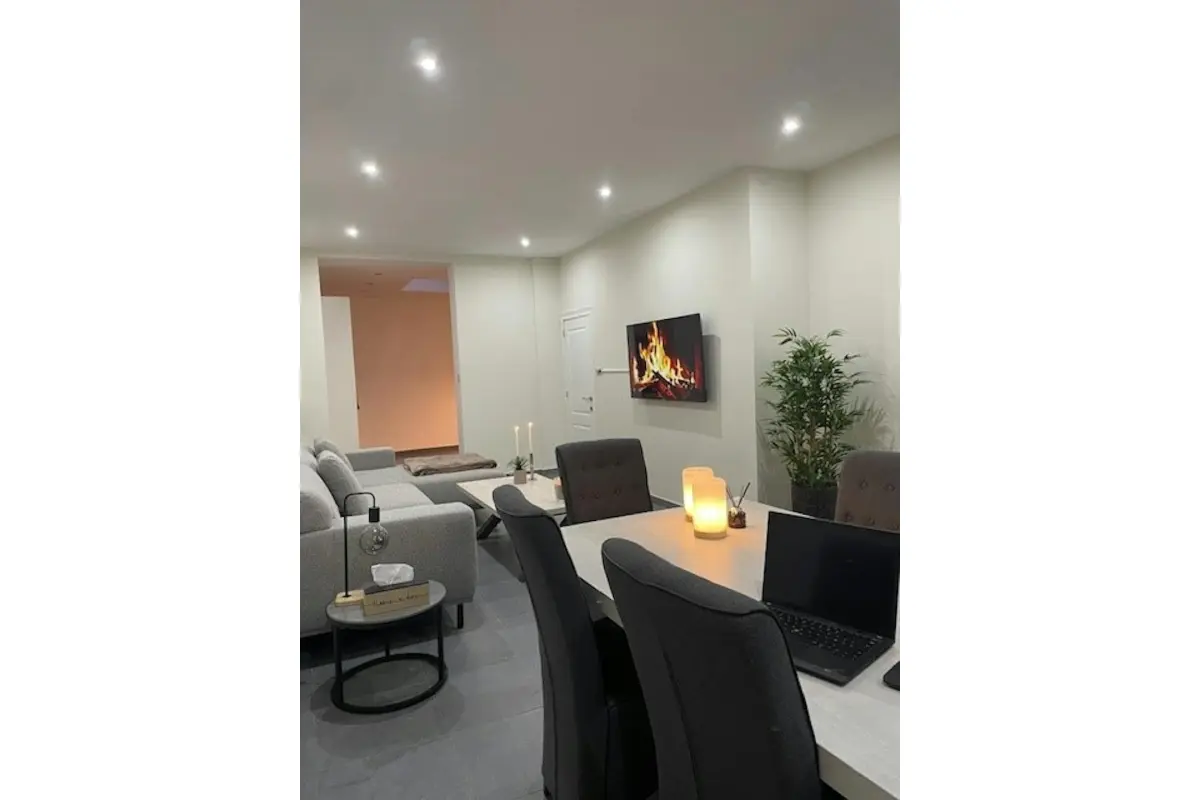 Huis te  huur in Willebroek 2830 6000.00€  slaapkamers m² - Zoekertje 751310