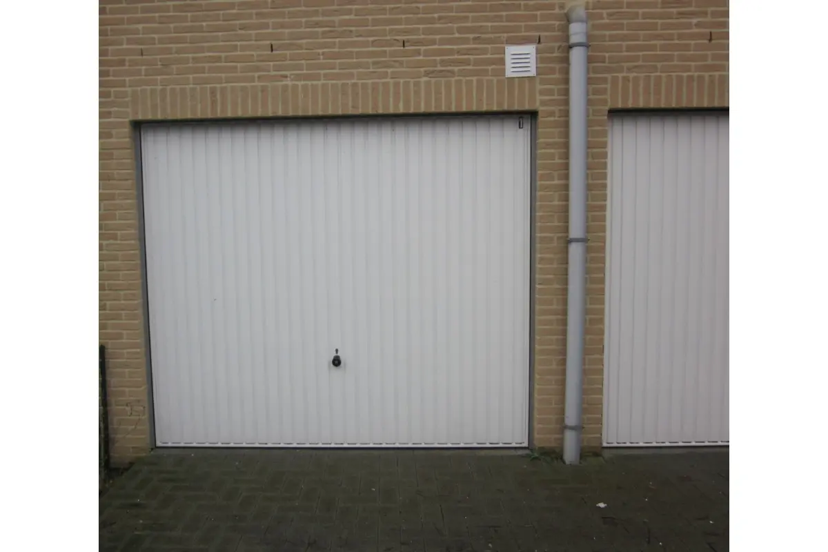 Parking & garage te  huur in Brasschaat 2930 115.00€  slaapkamers m² - Zoekertje 752625