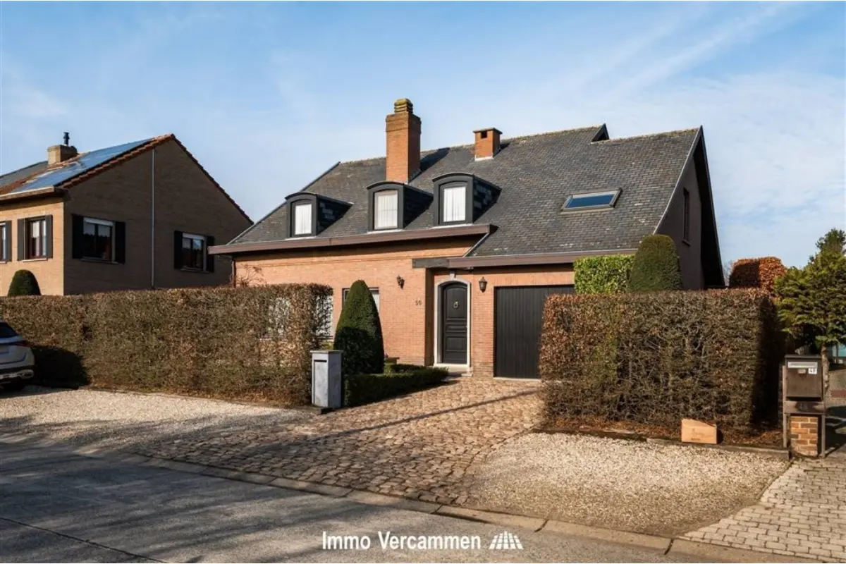 Huis te  koop in Sint-Katelijne-Waver 2860 599000.00€ 6 slaapkamers 246.00m² - Zoekertje 751943