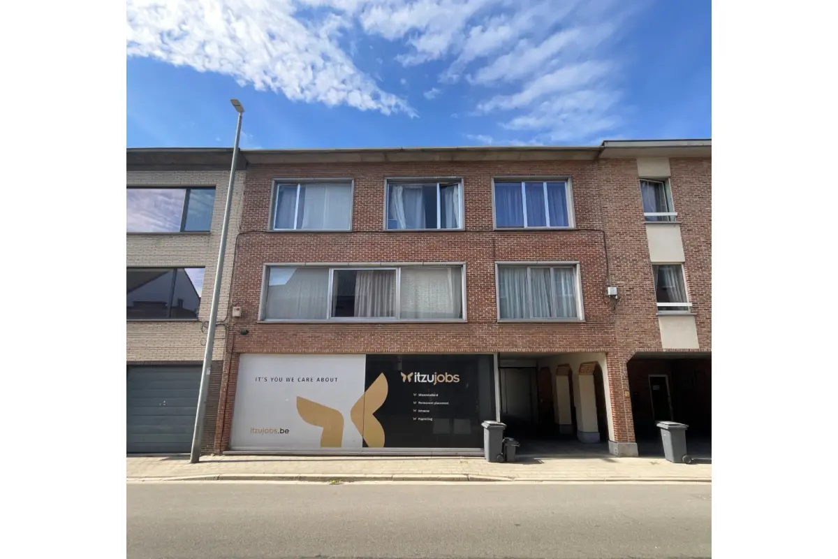 Handelszaak te  huur in Herentals 2200 1100.00€ 0 slaapkamers 115.00m² - Zoekertje 751748