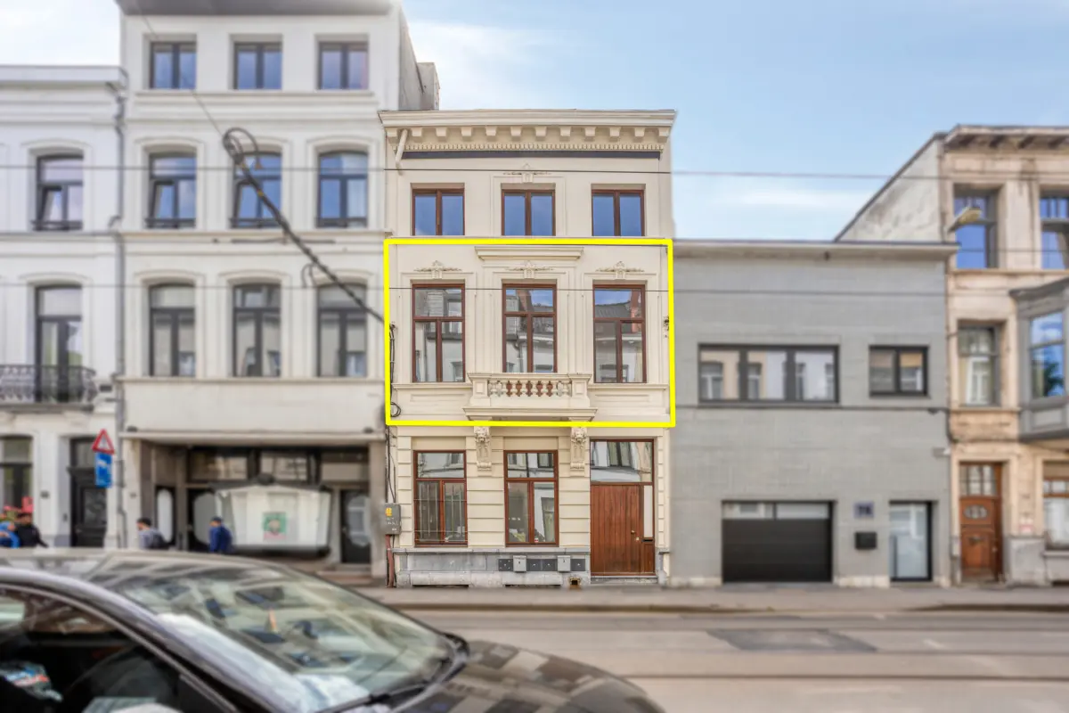 Appartement te  koop in Antwerpen 2060 164000.00€ 1 slaapkamers 49.00m² - Zoekertje 751633