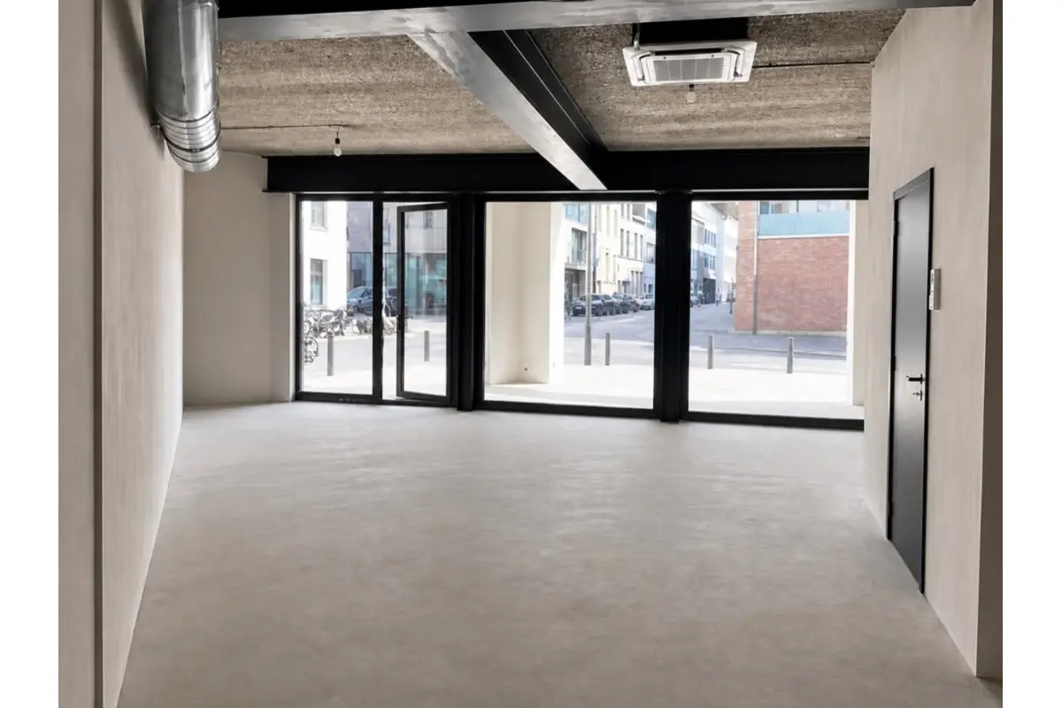 Handelszaak te  huur in Antwerpen 2060 2250.00€  slaapkamers 158.00m² - Zoekertje 752198