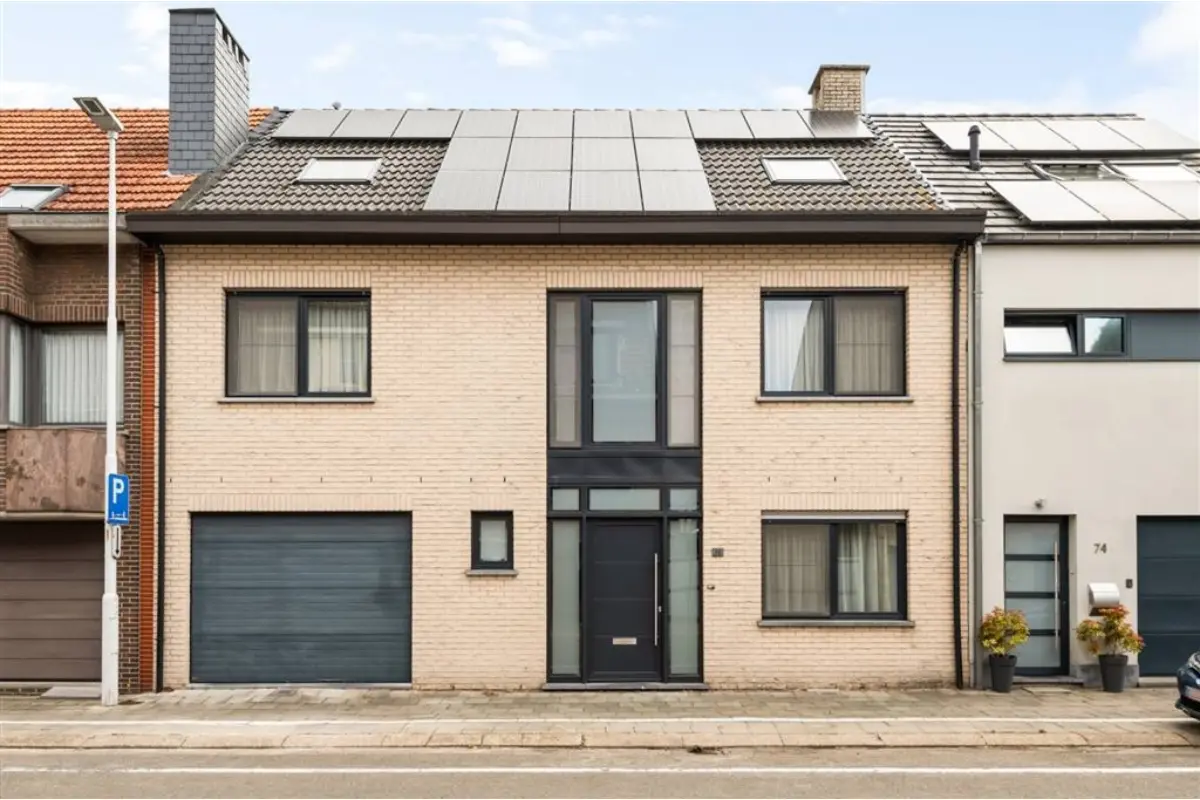 Huis te  koop in Schoten 2900 595000.00€ 5 slaapkamers 291.00m² - Zoekertje 754013