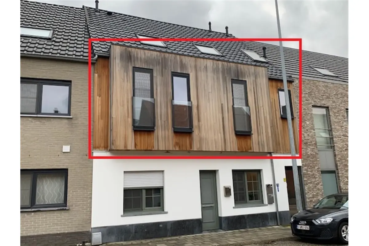 Appartement te  huur in Mol 2400 850.00€ 3 slaapkamers m² - Zoekertje 753629