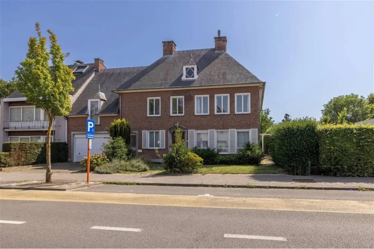 Huis te  koop in Geel 2440 550000.00€ 5 slaapkamers 464.00m² - Zoekertje 753408