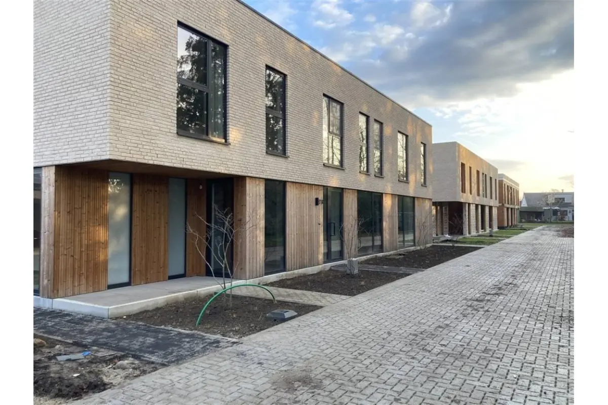 Huis te  koop in Noorderwijk 2200 398000.00€ 3 slaapkamers 183.00m² - Zoekertje 753511