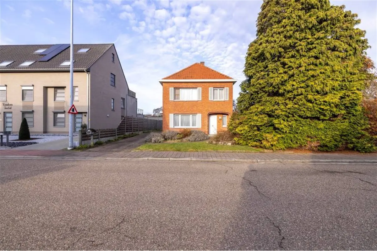 Huis te  koop in Tongerlo 2260 495000.00€ 3 slaapkamers 179.00m² - Zoekertje 753452