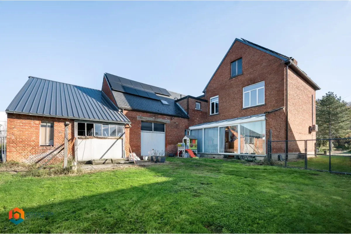 Huis te  koop in Onze-Lieve-Vrouw-Waver 2861 595000.00€ 4 slaapkamers 373.00m² - Zoekertje 753940