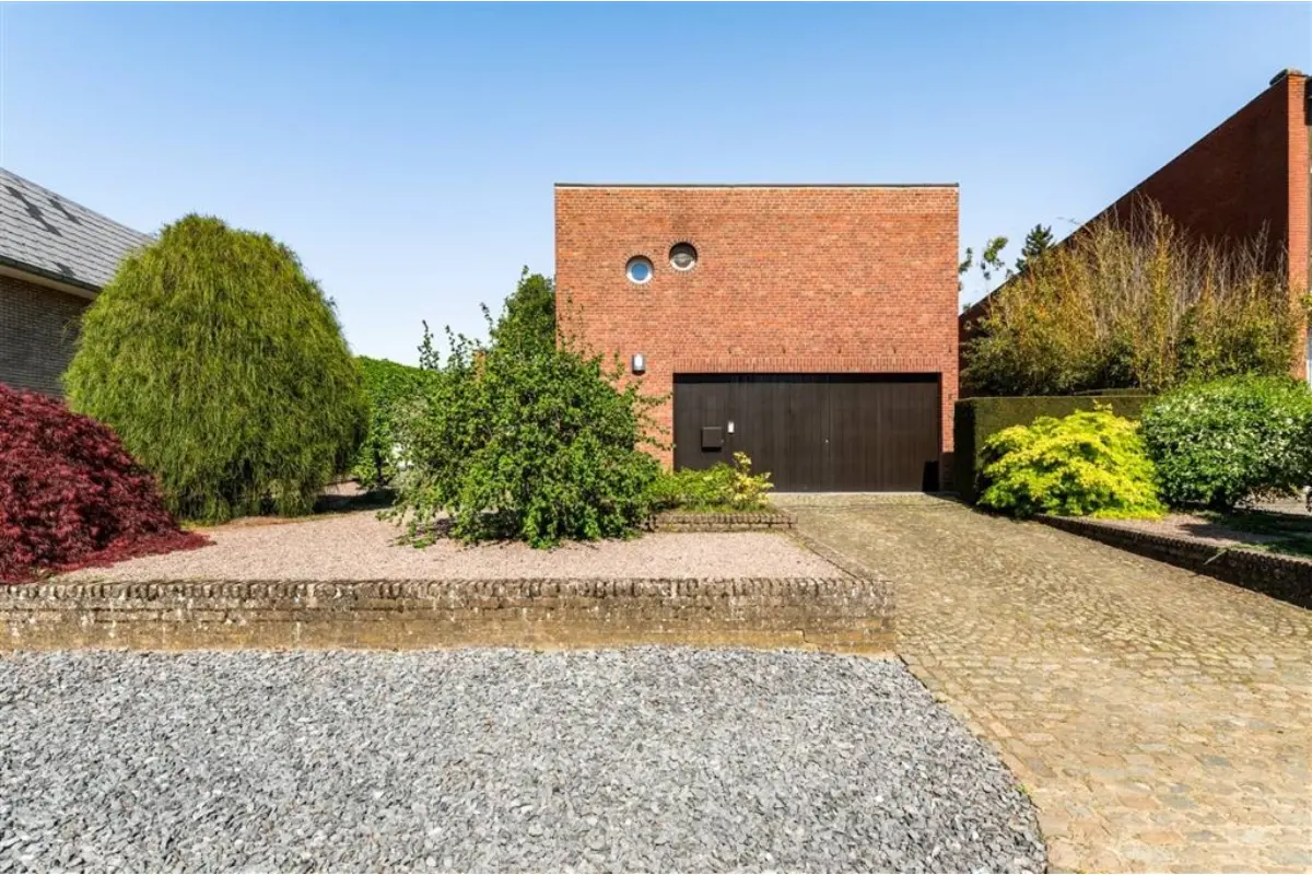 Huis te  koop in Varendonk 2431 285000.00€ 2 slaapkamers 212.00m² - Zoekertje 753474