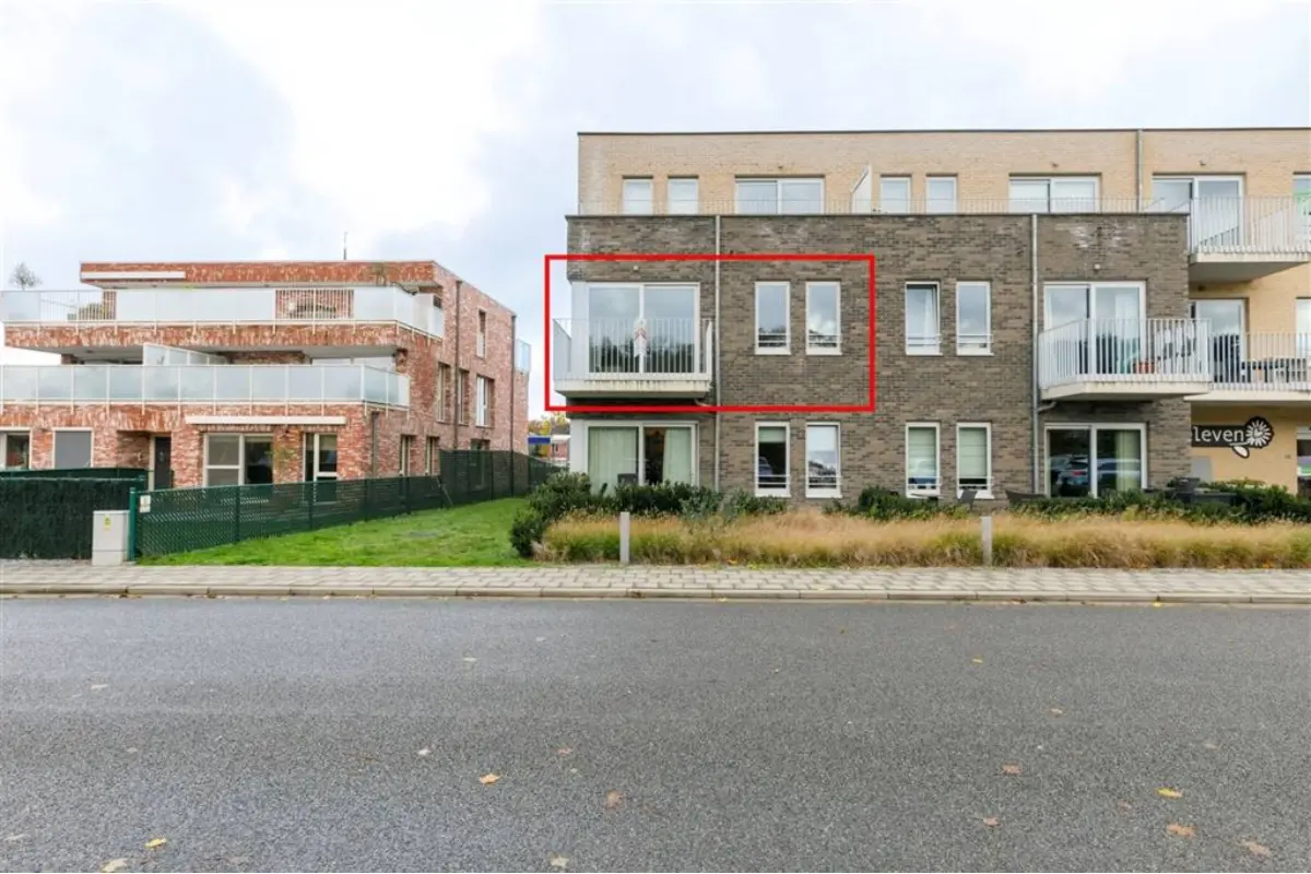 Appartement te  koop in Laakdal 2430 110000.00€ 1 slaapkamers 52.00m² - Zoekertje 753388