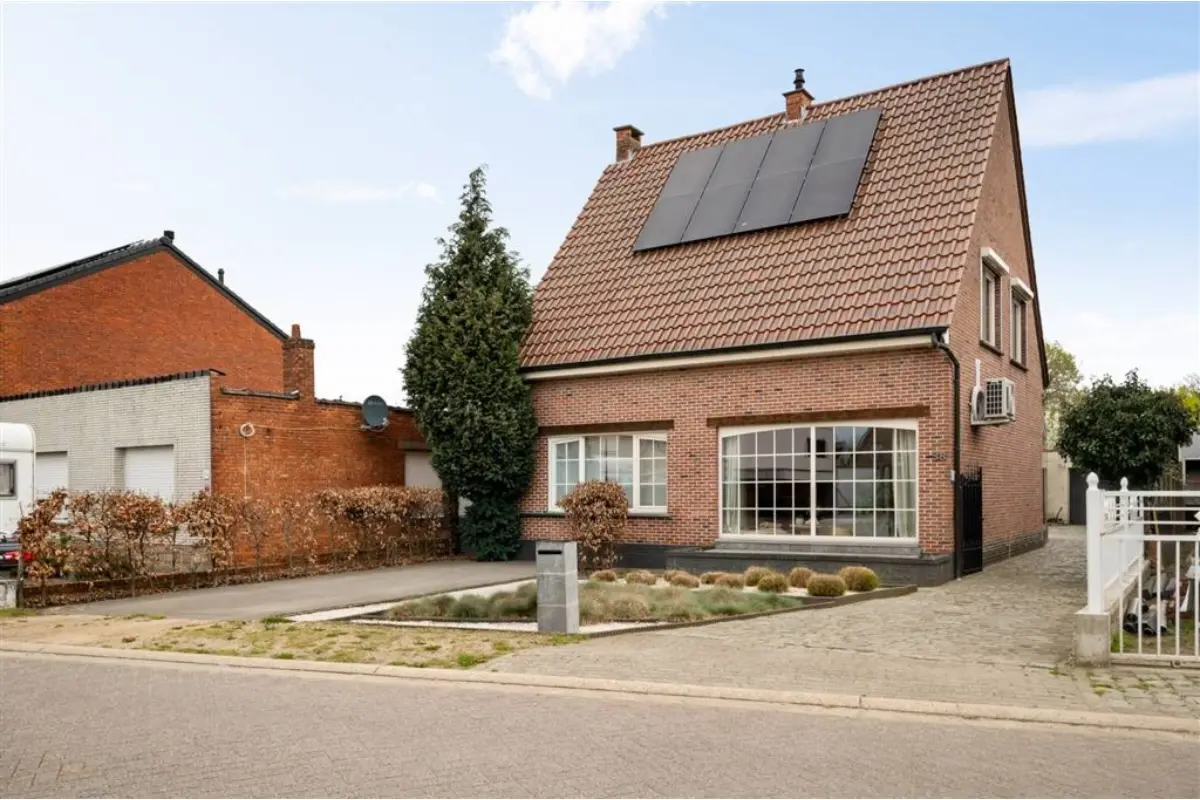Huis te  koop in Nijlen 2560 449000.00€ 3 slaapkamers 199.00m² - Zoekertje 754480