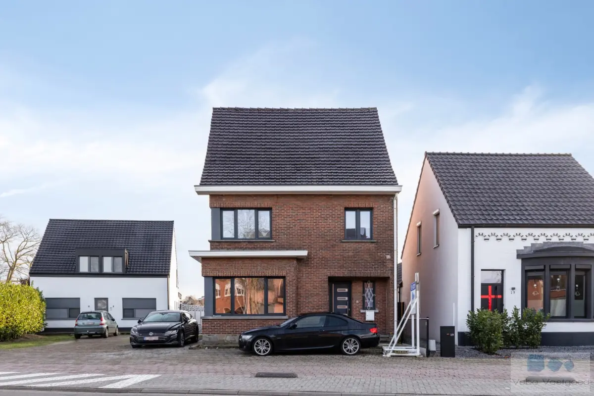 Huis te  koop in Grobbendonk 2280 499000.00€ 3 slaapkamers 226.00m² - Zoekertje 755897